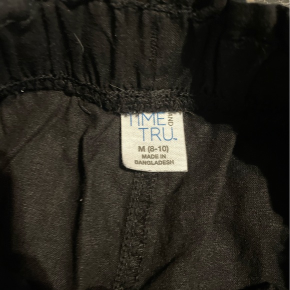 4 for $10 Time and Tru Black Linen Short with Lace Cuff size Medium 8-10 - Picture 4 of 6